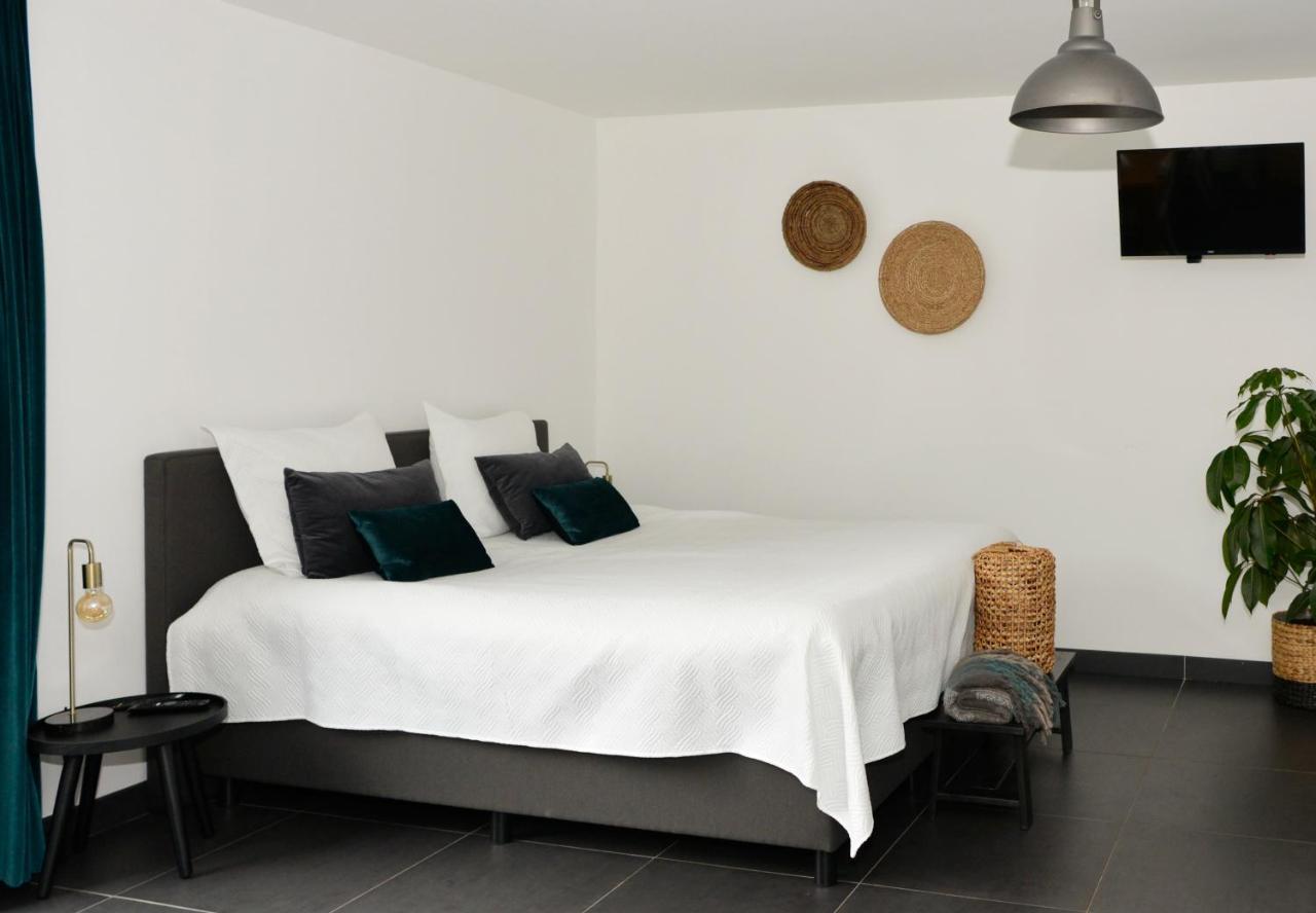 B & B Meet The Dutch Ridderkerk Bagian luar foto