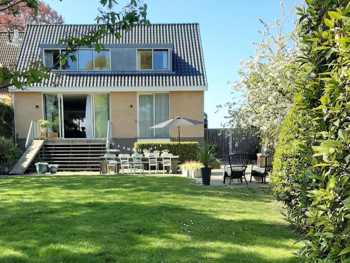 B & B Meet The Dutch Ridderkerk Bagian luar foto